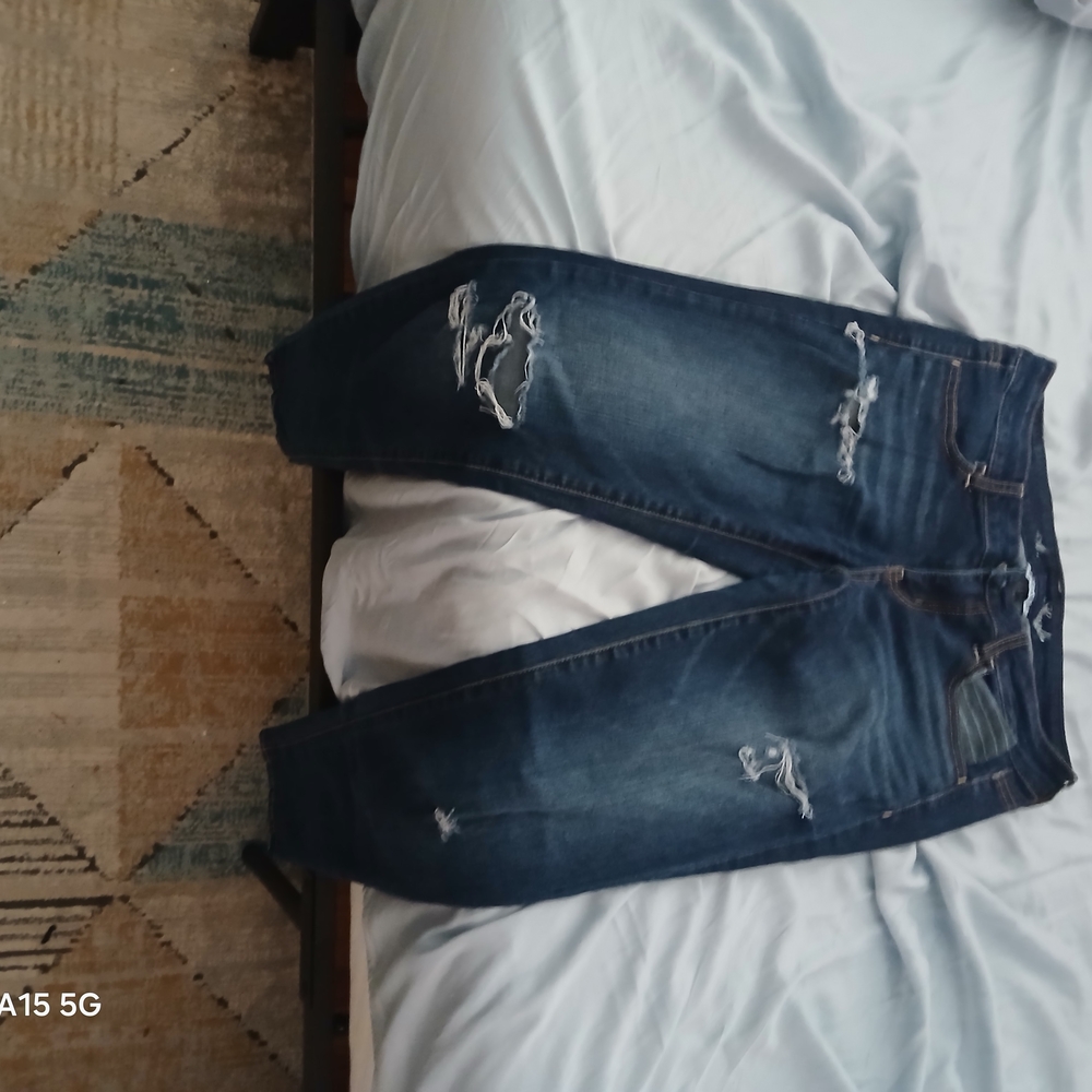 Men's Distressed Blue Jeans
